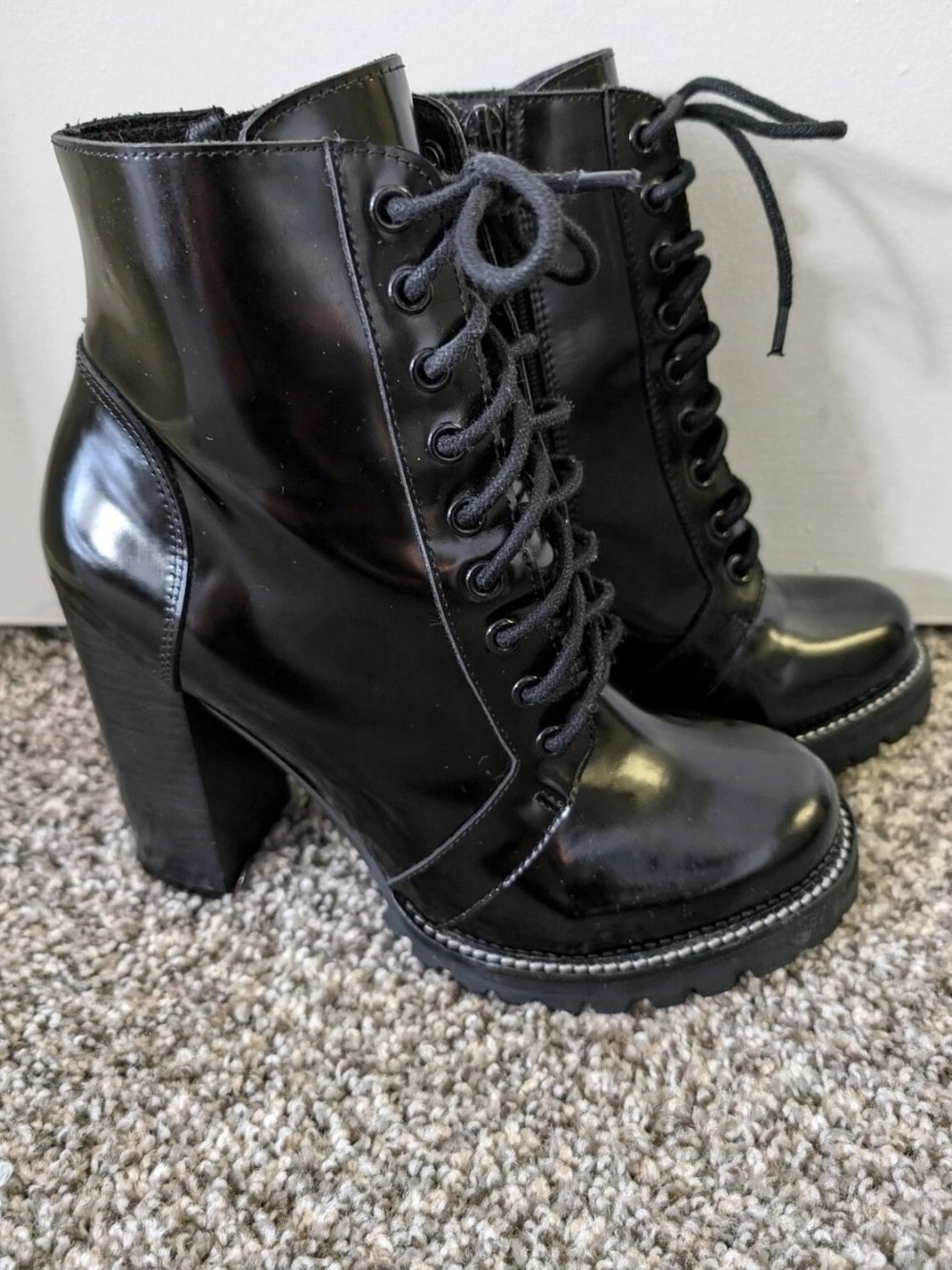 Jeffrey Campbell Black Patent Lace-Up Chunky Heel Ankle Boots Size 9